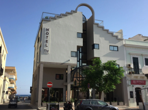 Hotel Fly