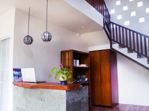 Full Moon 8 Bed & Breakfast