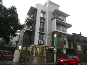 Gem Parc Service Apartment