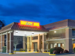 Super 8 Knoxville North/Powell
