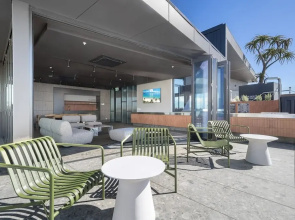 Stylish Studio Near Fremantle Cafes and Beaches