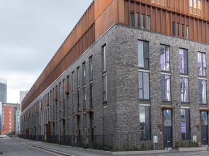 Modern 1BD Flat w/ Roof Top Access in Castlefield