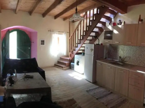 2 Floors House in Sinarades Near Beach