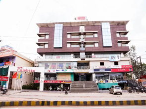 OYO 5561 Hotel Cambean