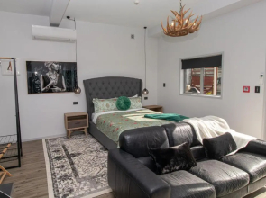 City Living Apartment Three