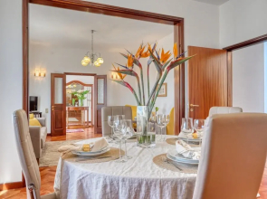 Casa do Valentim a Home in Madeira