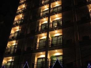 Patong Hemingway's Hotel