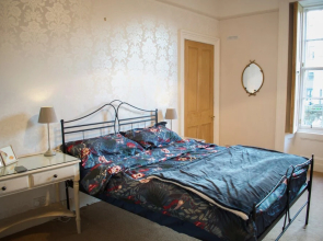 2 Bedroom Apartment in Traditional Tenement