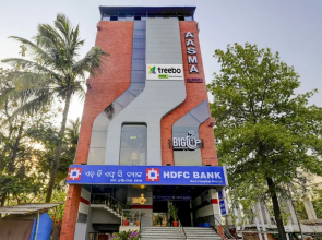 Treebo Aasma Downtown