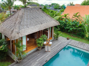 ZIN Berawa Villas & Bungalow