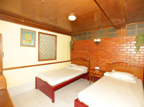 Okinawa Guest House