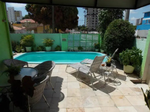 Verdes Mares Hostel