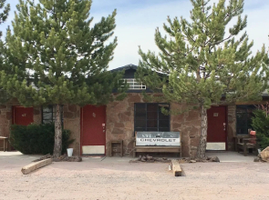 Canyon Motel and RV Park