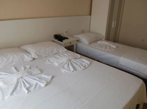 Yat Otel