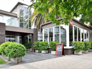 Hotel Raices