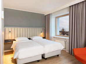 Отель Park Inn by Radisson Meriton Conference & Spa Tallinn