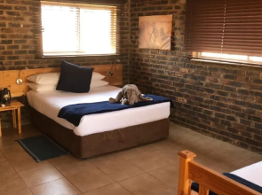 Zingela Nature Reserve - Doornstock Lodge