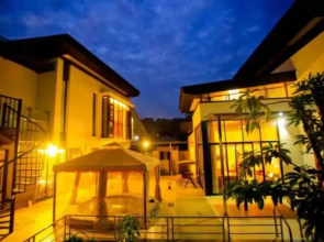 Moon River Villa No 10