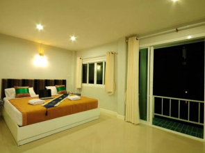 Baan Chay Namm Resort