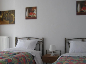 Iokasof Rooms