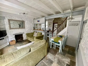 Bos Cres - a Fisherman's Cottage in St Ives Town