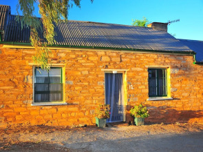 Emma Tiver Heritage Cottage