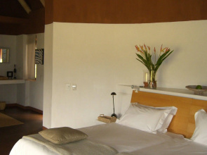 Zebras Crossing Lodge