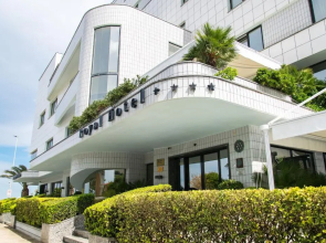 Hotel Royal