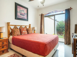 3 Bedroom villa with pool - Mayamar G9
