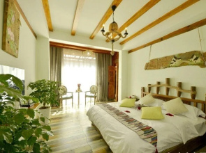 Lijiang Meilong Town Inn