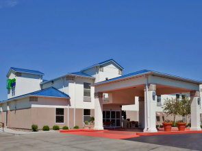 Comfort Inn & Suites Junction City - near Fort Riley