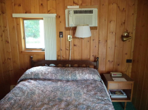 Hilltop Motel