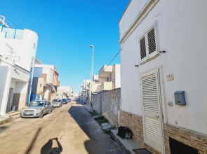Ambra House