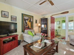The Ivy - 5 Br Home