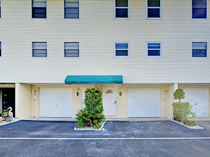 19807 Gulf Blvd Townhouse Unit 120