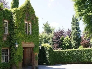 Trigony House Hotel