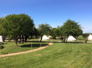 Oxford Riverside Glamping