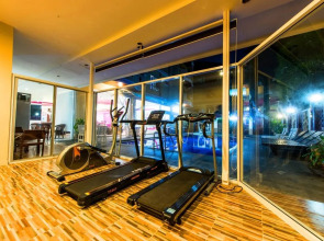 Dancenter Luxury Underwater World Pattaya