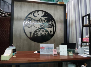 Stratus Resort