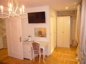 Central Square Piazza