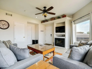 Golf Course Views & Private Deck: Mesquite Condo!