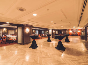 The Michelangelo Hotel