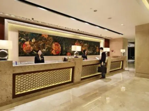 Ningbo East Harbour Hotel