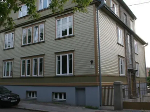Apartment Near City Center