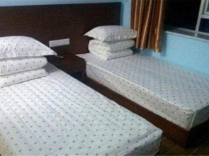 Jinsanjiao Express Inn