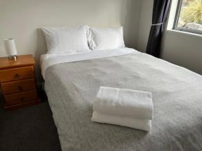 18 Jimmys Apartment