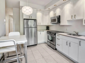 One Bedroom Apartment near Laurier Park offered by Short Term Stays