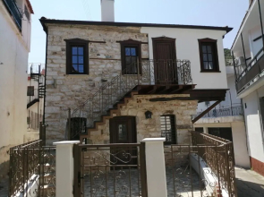 Mama's Home, Kallirachi Village