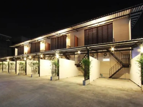 Bearing 26 Hotel