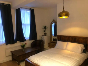 21 Frederick Street Apartment